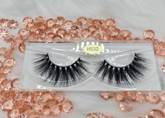 H632: Flaunt Your Fabulousness with 20-23mm Mink Eyelashes! 💃✨