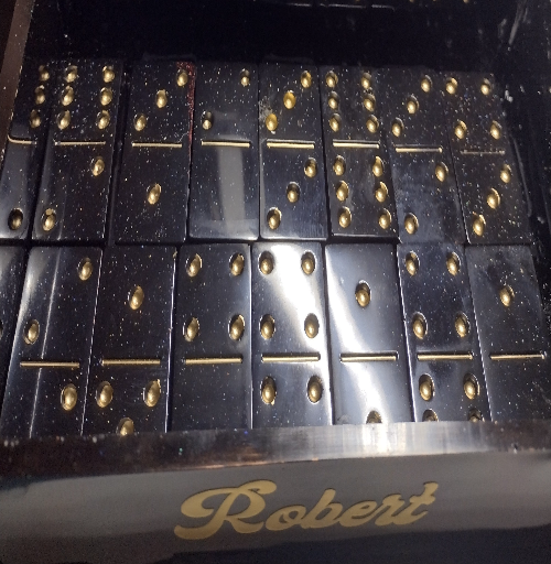 Professional Size Custom Resin Dominoes: The Perfect Blend of Art and Play!